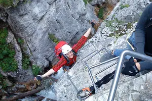 Klettern in Gargellen, Österreich.